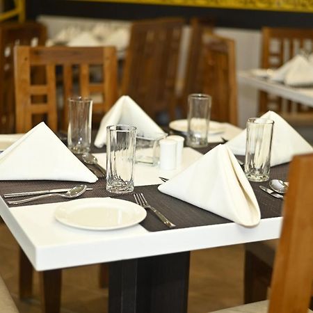אגרטלה Hotel Rimi International מראה חיצוני תמונה