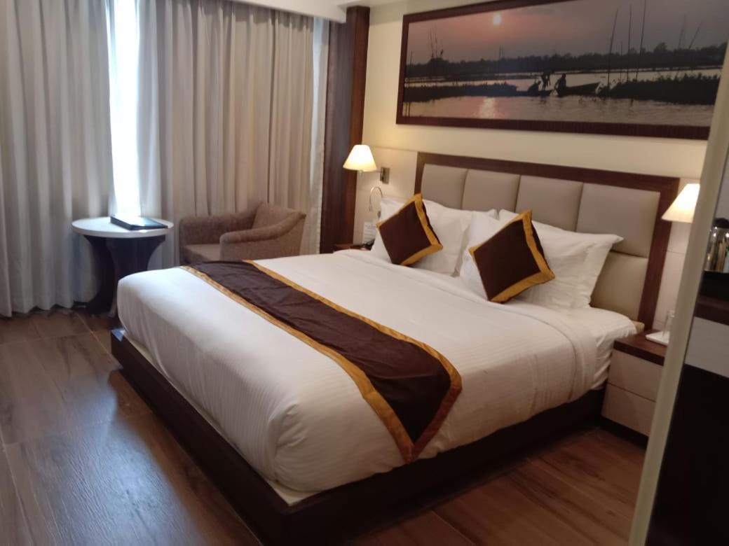 אגרטלה Hotel Rimi International מראה חיצוני תמונה