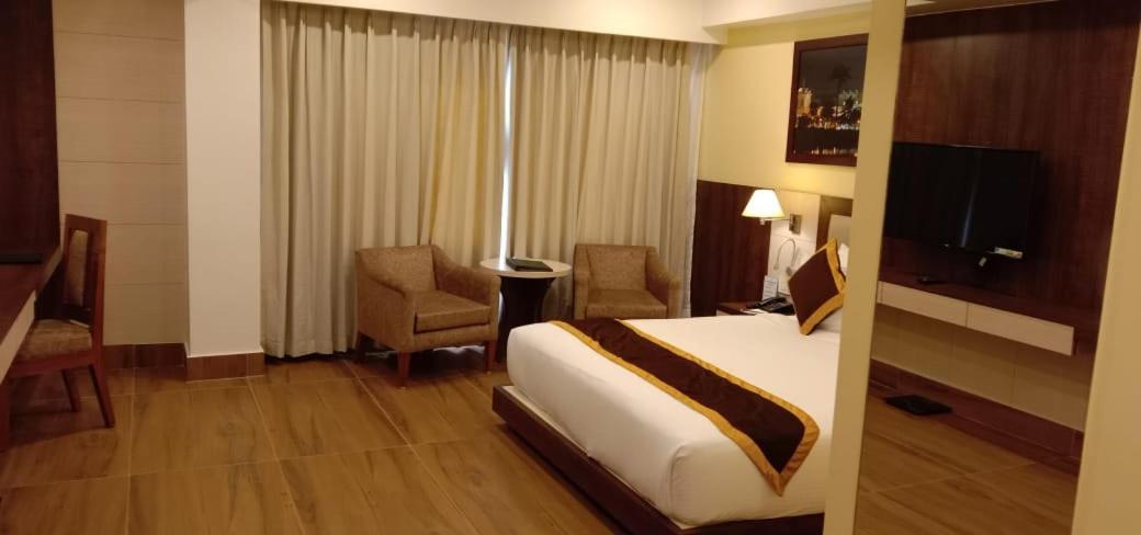 אגרטלה Hotel Rimi International מראה חיצוני תמונה