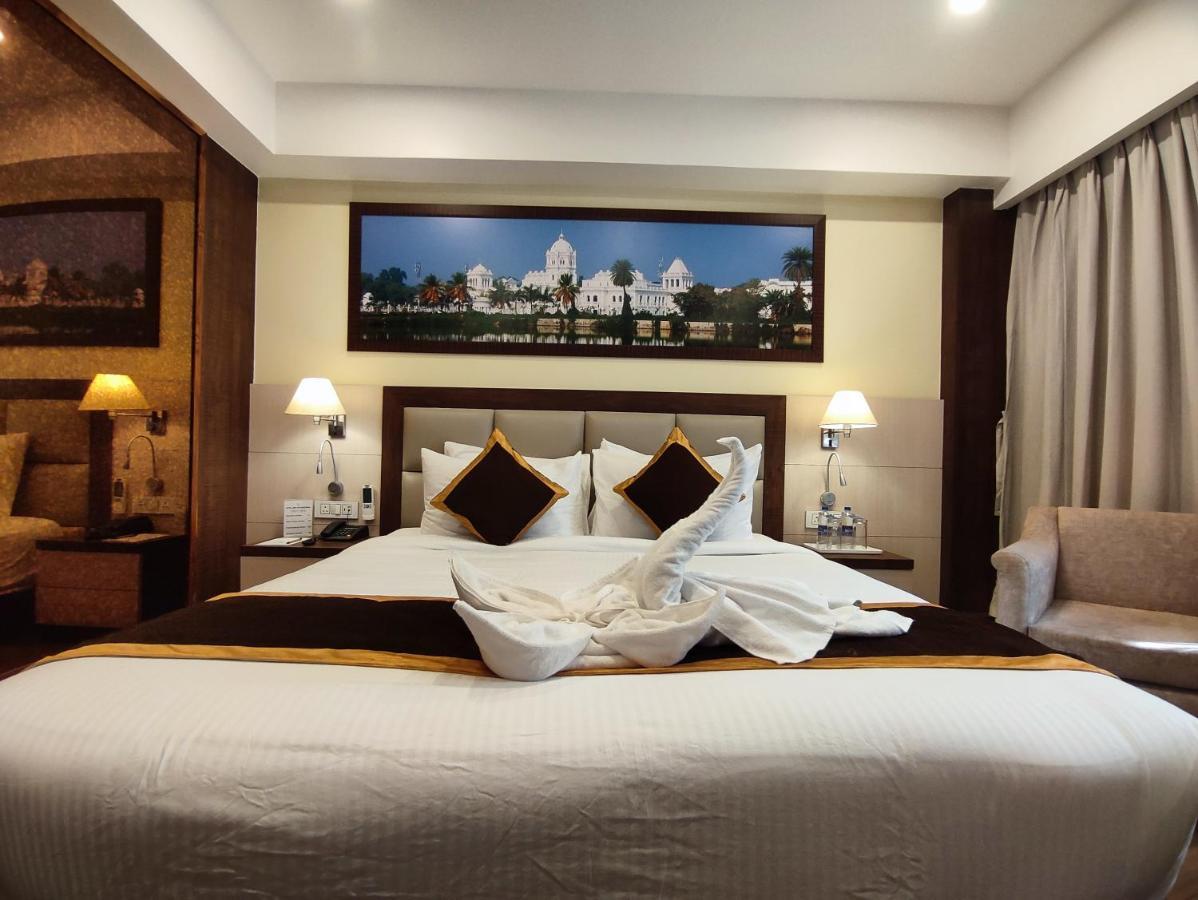 אגרטלה Hotel Rimi International מראה חיצוני תמונה
