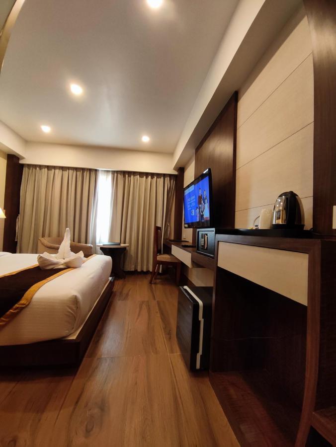 אגרטלה Hotel Rimi International מראה חיצוני תמונה